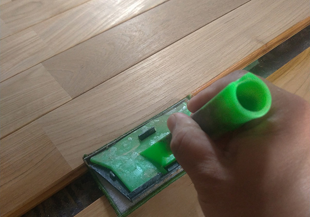 チーク 自然オイル塗装 チーク サイド部の塗装